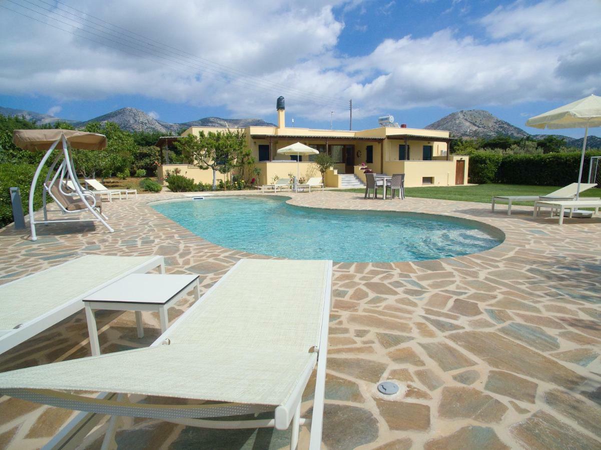 Naxos Cottage Kato Sangrion Exterior photo
